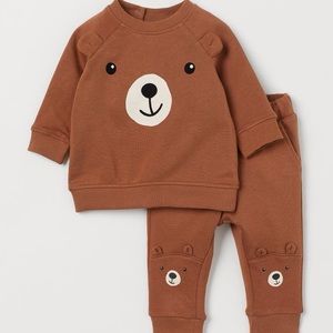 H&M Brown Bear 2-piece suit 6-9m (9M) baby sweatsuit sweats fall